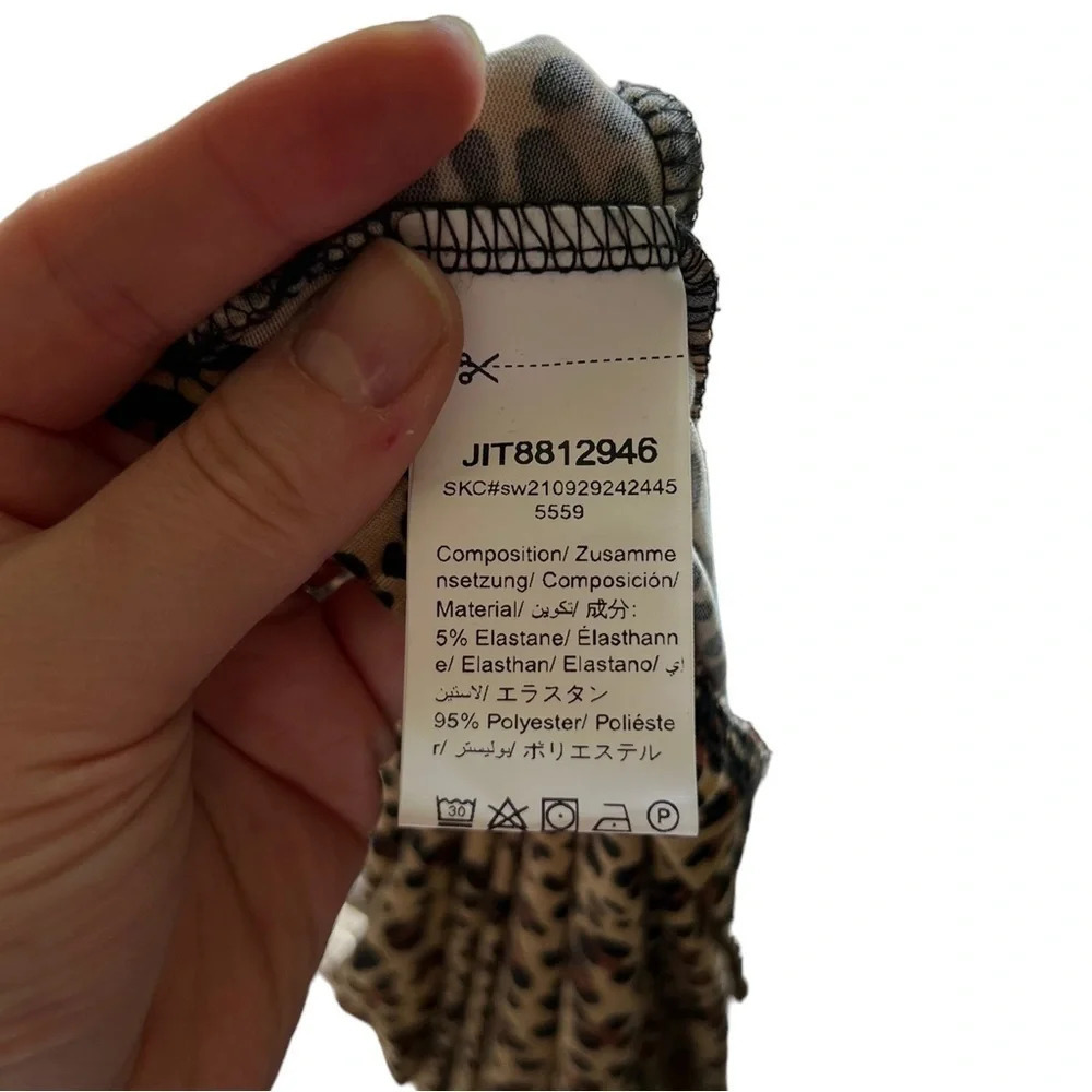Shein • SXY Leopard Print Twist Detail Skirt - Picture 5 of 8